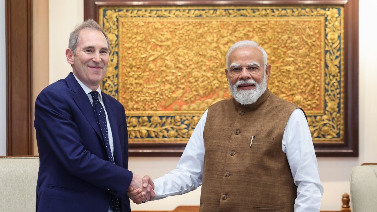 पीएम मोदी और ऐमेजॉन सीईओ एंडी जेसी (Photo: X)