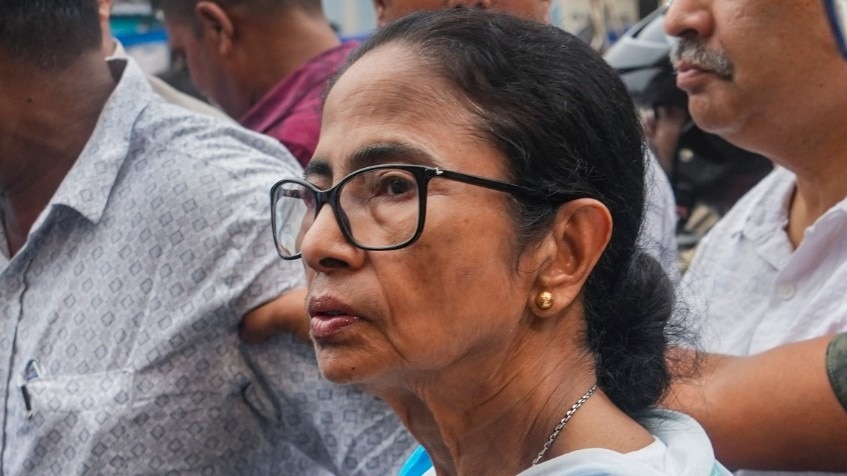 ममता बनर्जी ने 21 जुलाई को होने वाली शहीद दिवस की रैली को सफल बनाने की अपील की है