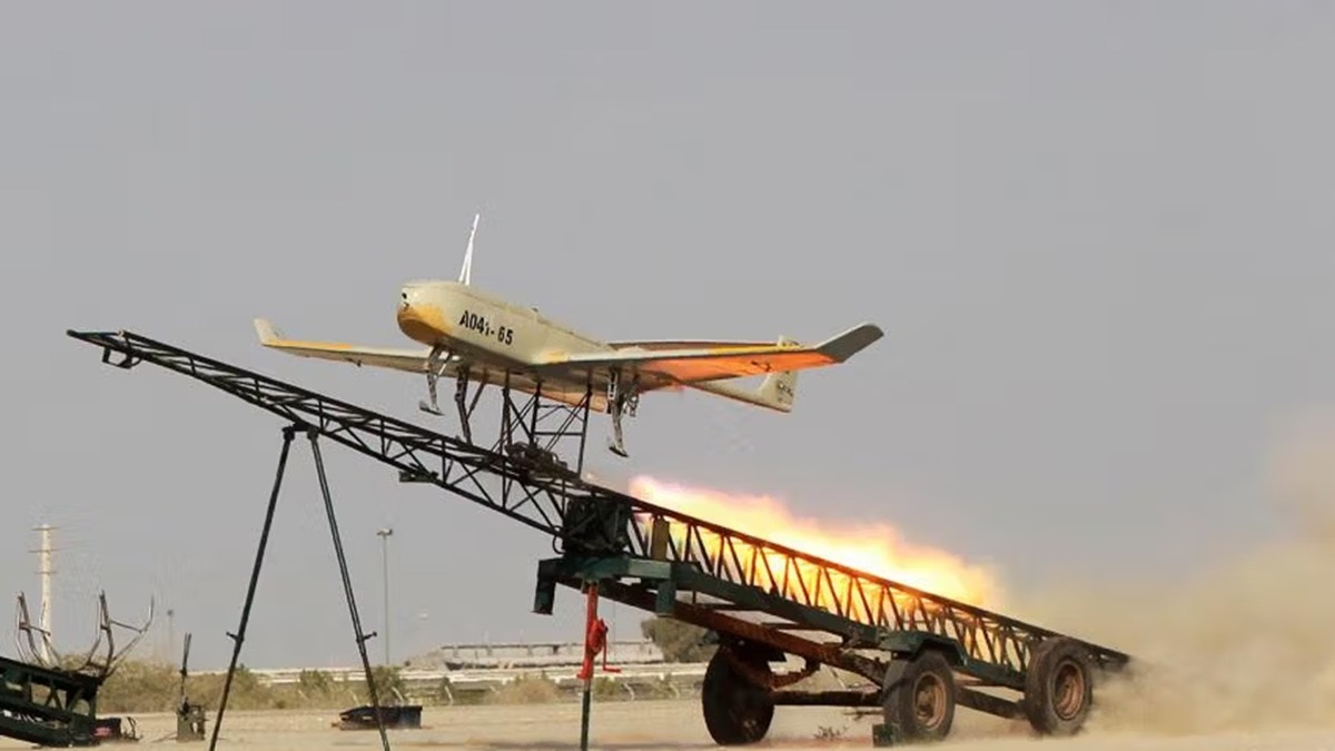 होमुर्ज में टैंकर पर हमले और बहरीन में ड्रोन अटैक के साथ ईरान-अमेरिका के बीच तनाव फिर बढ़ा. (File Photo: AFP)