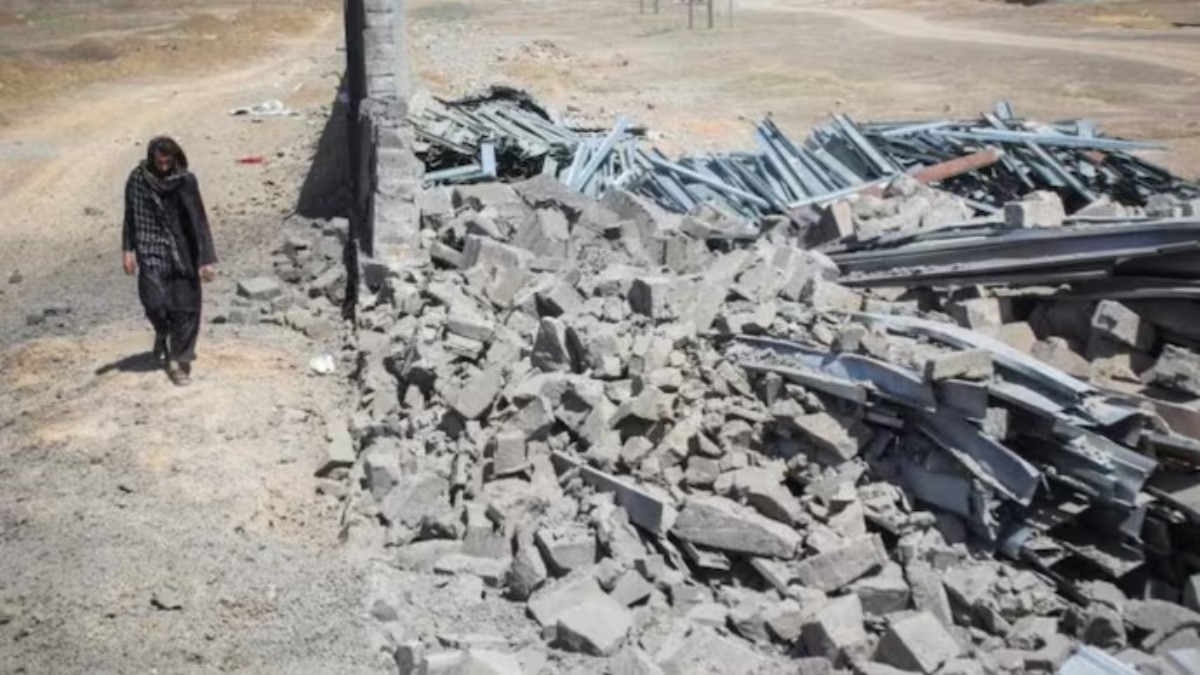 हवाई हमलों में दर्जनों नागरिकों के मारे जाने और घायल होने का दावा किया गया है (File Photo: Reuters)