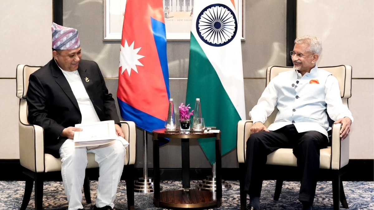 सीमा विवाद पर नरम पड़ा नेपाल, विदेश मंत्री बोले- बातचीत से निकालेंगे रास्ता