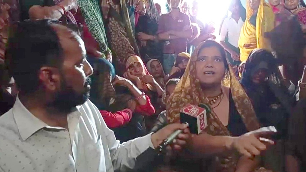 कौमेश गुर्जर ने आजतक से बातचीत में कई आरोप लगाए (Photo ITG)