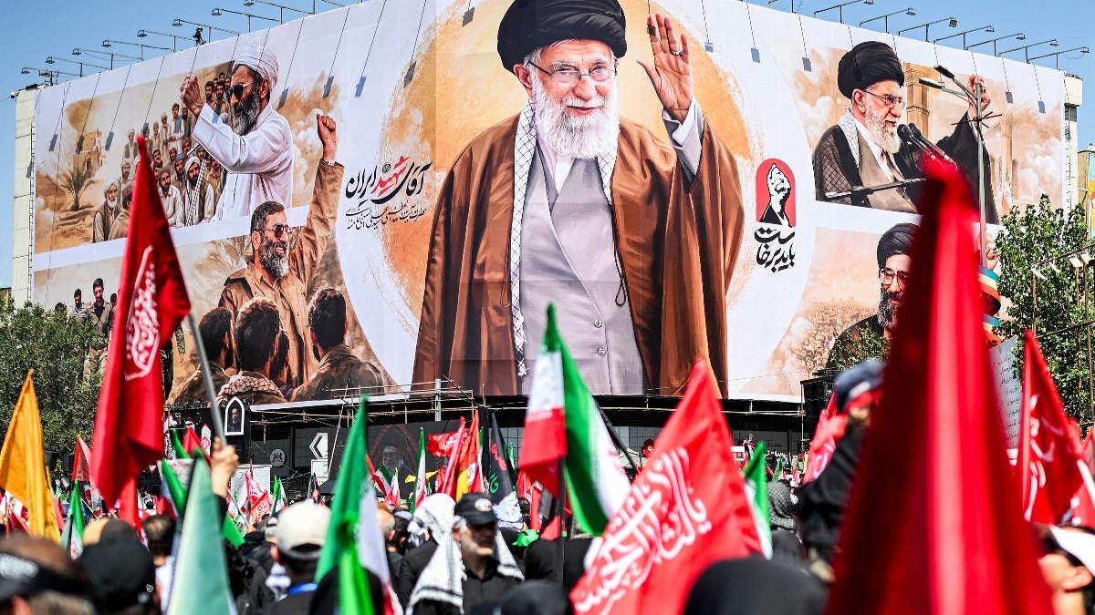 iran supreme leader ayatollah ali khamenei funeral 