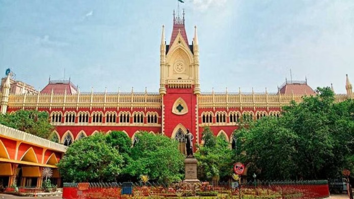 कलकत्ता हाई कोर्ट ने ममता गुट की टीएमसी के यूथ विंग को कड़ी शर्तों के साथ रैली निकालने की मंजूरी दी. (File Photo: PTI)