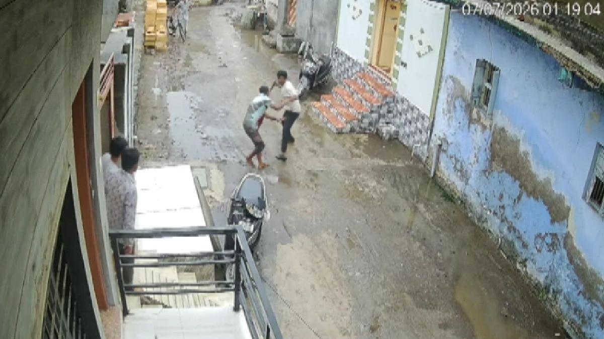  मां के Live-in-Partner को बेटे ने चाकू से गोदा (Photo: itg)