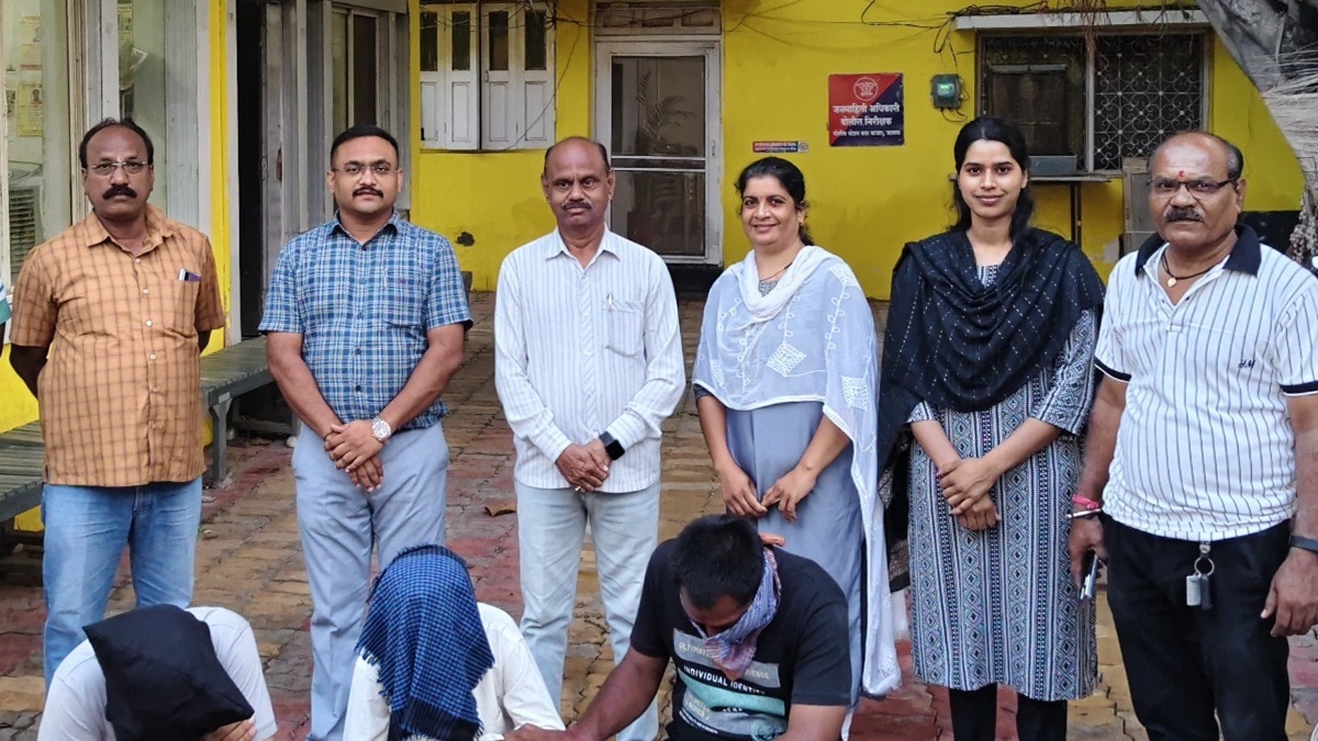 पुलिस गिरफ्त में मालिक और मैनेजर समेत तीन आरोपी.(Photo:ITG)