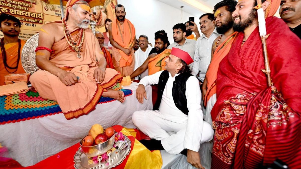 शंकराचार्य के साथ केमिस्ट्री बनाकर अखिलेश क्या सनातन को समाजवाद से जोड़ पाएंगे?