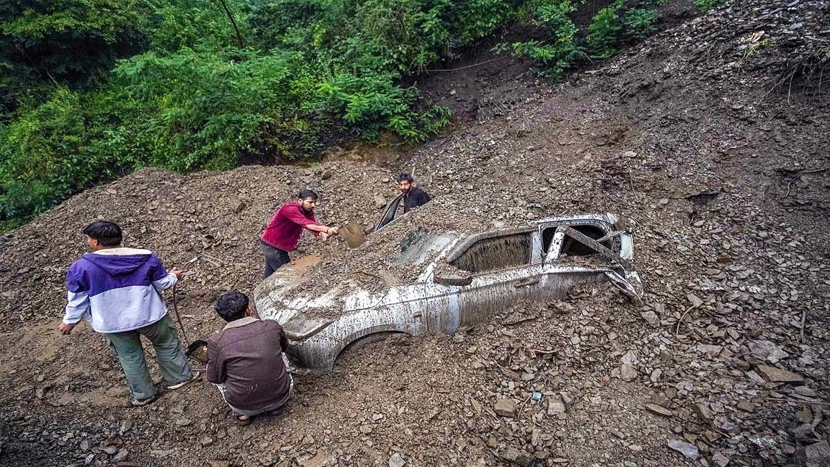 Landslide in Shimla dua to Heavy Rain (Photo- PTI)