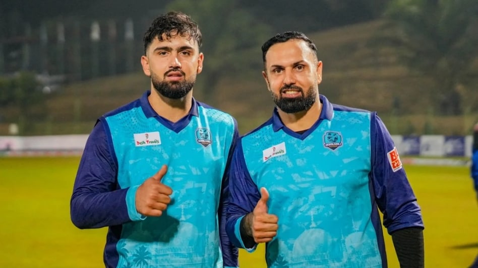 अफगानिस्तान के ऑलराउंडर मोहम्मद नबी के बेटे हसन ईसाखिल को भी टीम में जगह मिली है।