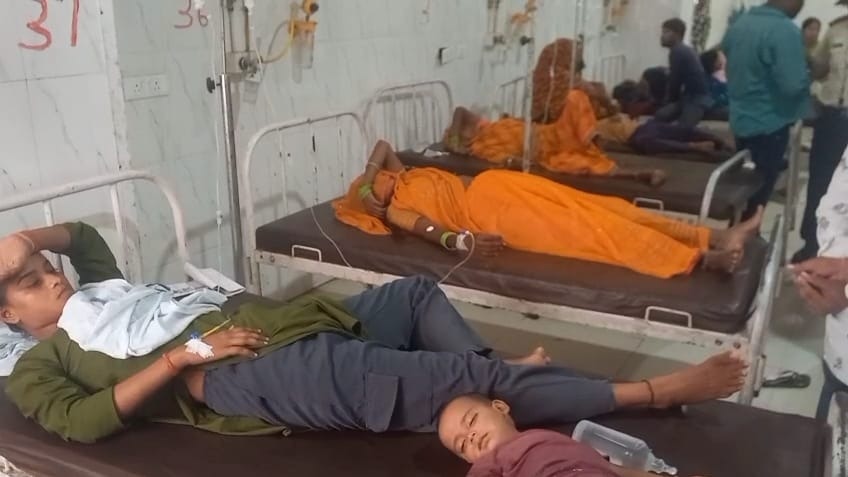एक-एक कर बिगड़ती गई सभी की तबीयत.(Photo: Umesh Mishra/ITG)