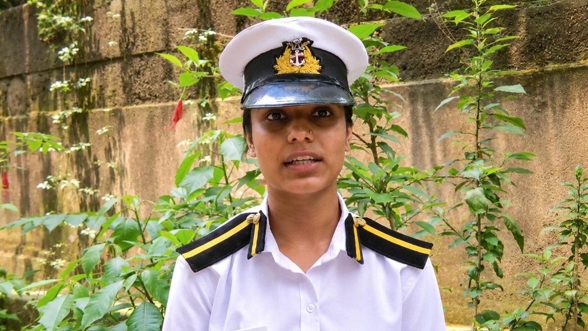 घर वालों की डांट खाई, बातें सुनीं पर थमी नहीं... 18 की उम्र में मर्चेंट नेवी तक पहुंची कश्मीर की बेटी