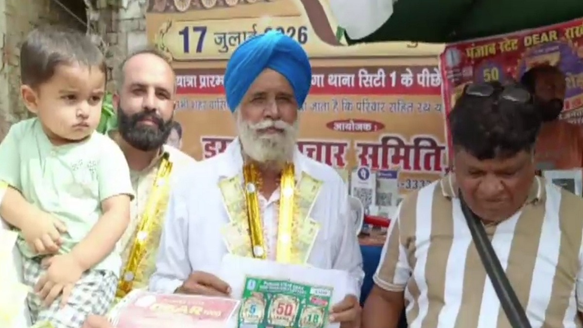 65 वर्षीय किसान चरणजीत सिंह की 17 साल की उम्मीद आखिरकार रंग लाई. Photo ITG