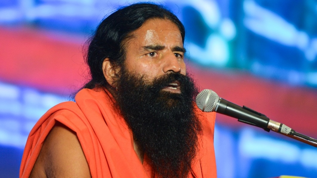 बाबा रामदेव के बयान से सियासी पारा हाई है