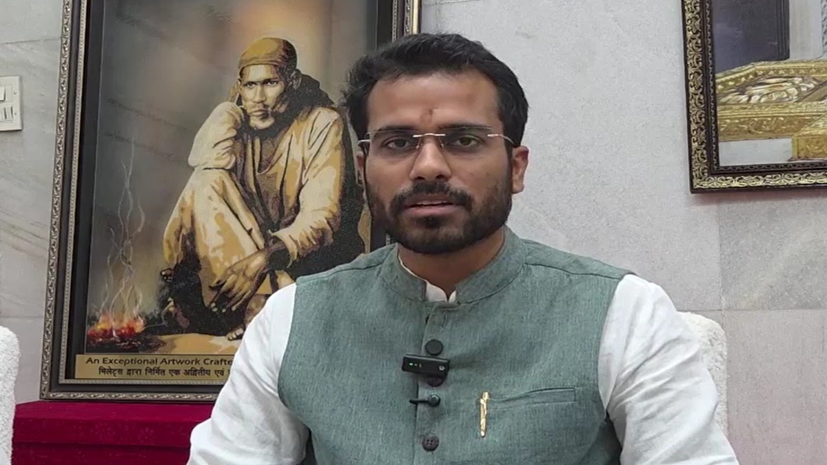 गौतम खट्टर ने मांगी माफी. (Photo: Screengrab)