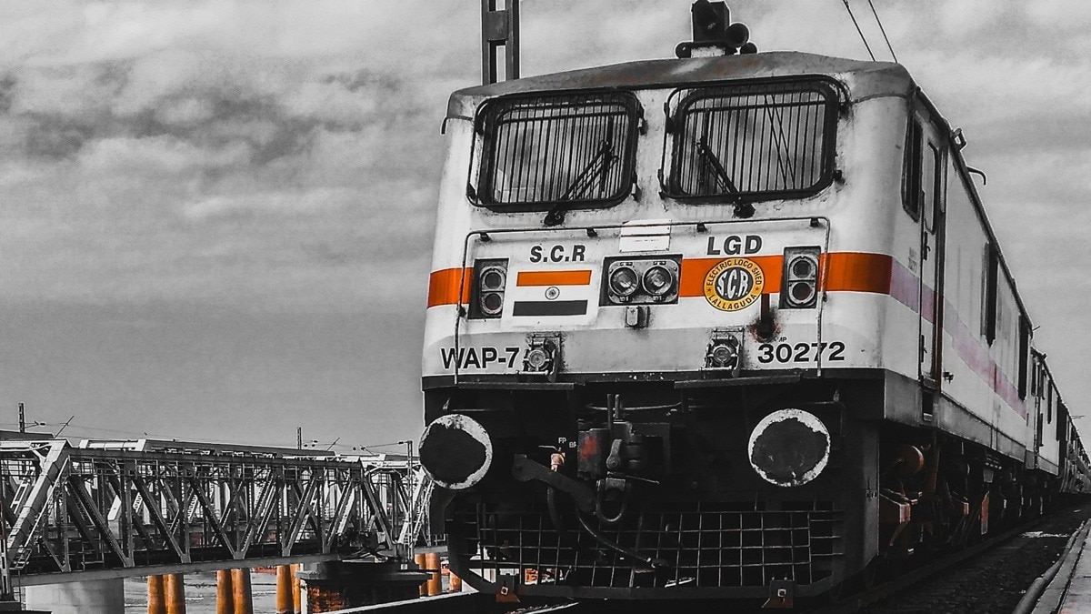 IRCTC की न्यू वेबसाइट आज होगी लॉन्च. (Photo: Unsplash)