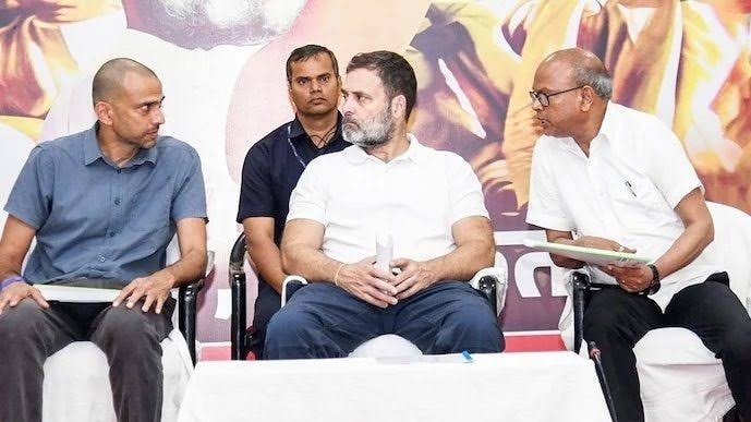 बिहार में राहुल के 'प्लान परिवर्तन' में रोड़ा कौन? कांग्रेस में पैसे से पोस्ट पाने के आरोप