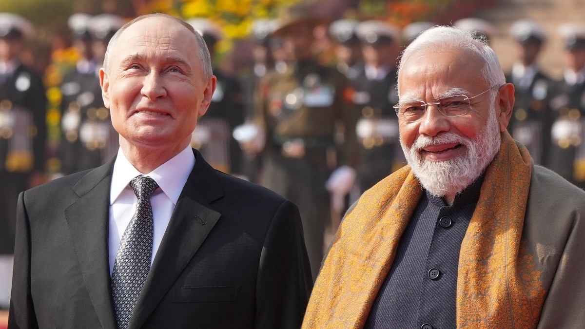 2022 में पीएम नरेंद्र मोदी की सलाह पर पुतिन ने यूक्रेन में परमाणु हथियार इस्तेमाल नहीं किए (Photo: PTI)