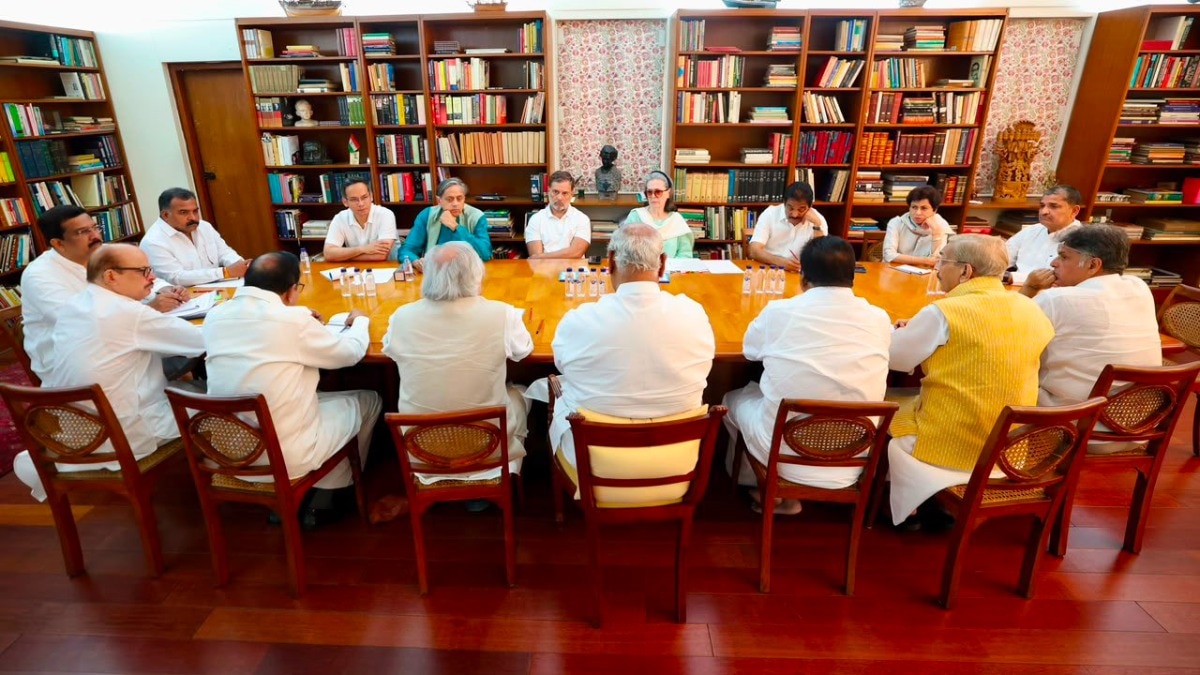 मॉनसून सत्र में महंगाई, शिक्षा, विदेश नीति समेत कई मुद्दों पर सरकार को घेरेगी कांग्रेस