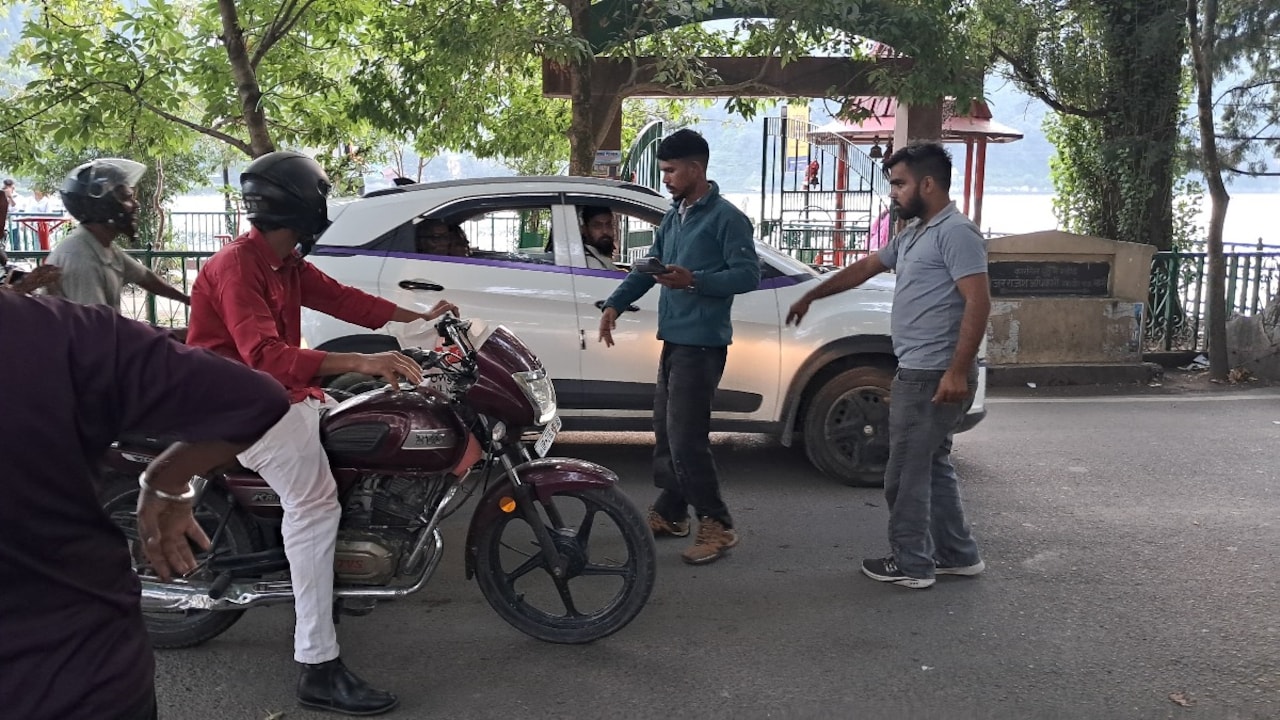 नैनीताल में बाइक-स्कूटी को भी देना होगा टैक्स, वरना नहीं मिलेगी एंट्री