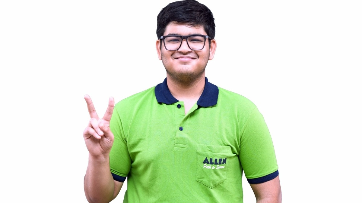 NEET Result 2026: 720 में 715 नंबर, AIR-2 पंशुल बंसल बोले- सफलता के लिए पैशन जरूरी; बताया अपनी पढ़ाई का सीक्रेट