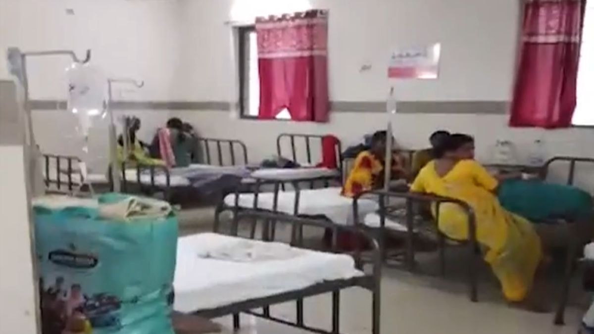 तेलंगाना के सरकारी अस्पताल में भर्ती थी महिला. (Photo: Screengrab)