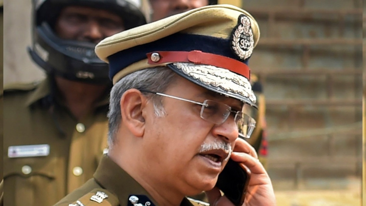 दिल्ली की सुरक्षा चुनौतियों के बीच पुलिस कमिश्नर के पद से सतीश गोलचा को हटा दिया गया है (File Photo: PTI)