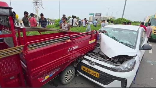 महिला यात्री गंभीर रूप से घायल है.(Photo: Screengrab)