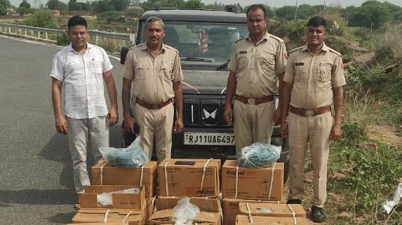 फरार चालक की तलाश में जुटी पुलिस.(Photo: Umesh Mishra/ITG)