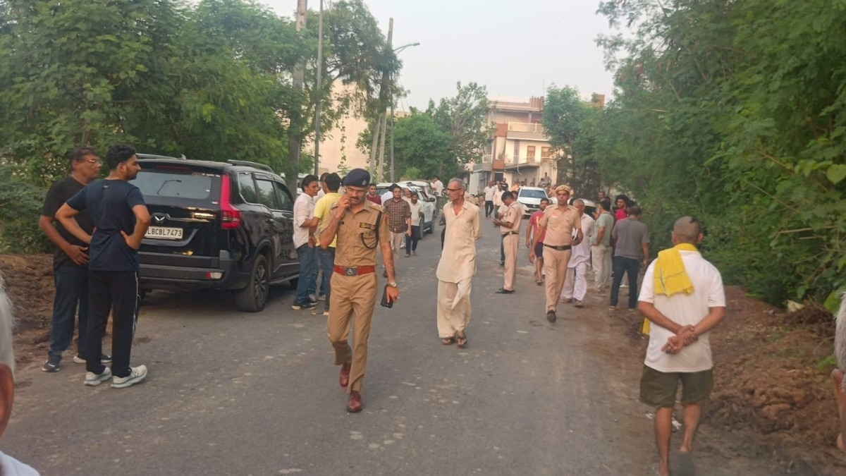 दिल्ली में एसयूवी से कुचलकर व्यक्ति की हत्या. (Photo: ITG)