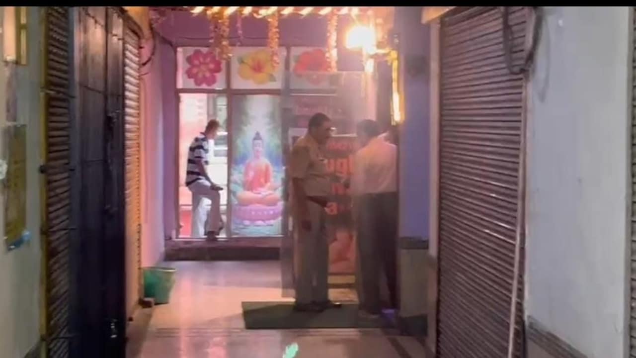 मसाज की आड़ में चल रहा था जिस्मफरोशी का धंधा! 4 स्पा सेंटरों पर छापेमारी
