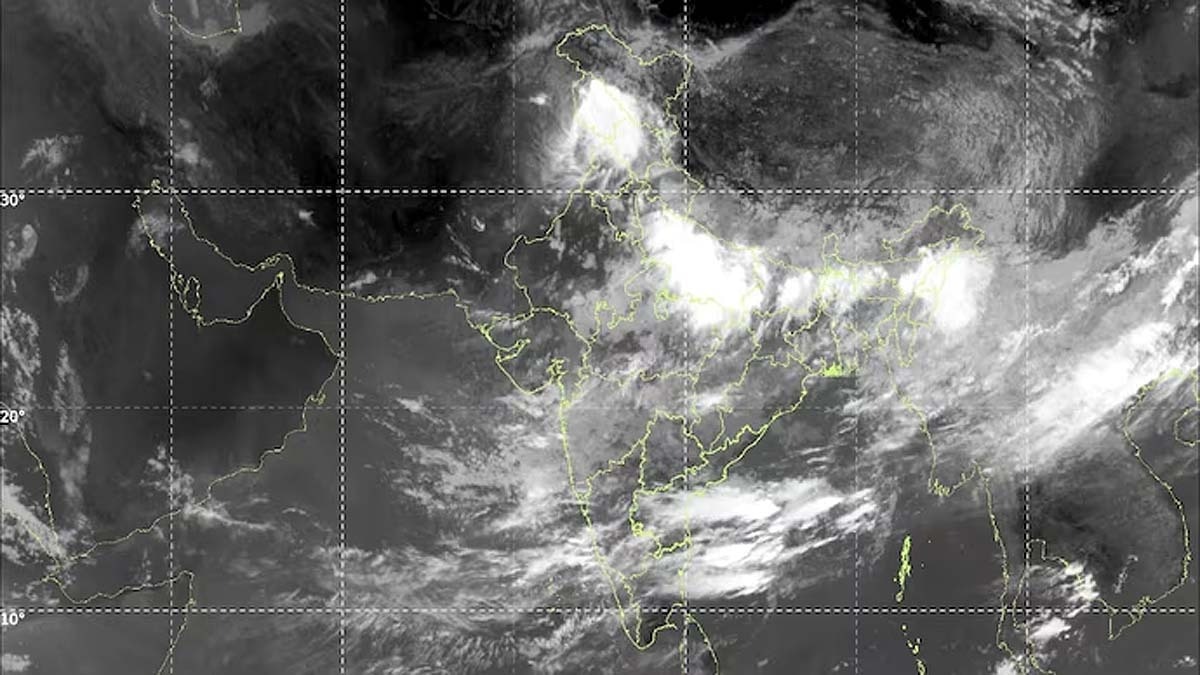 देशभर में होगी तगड़ी बारिश! सैटेलाइट तस्वीरों में दिख रहे बादल ही बादल