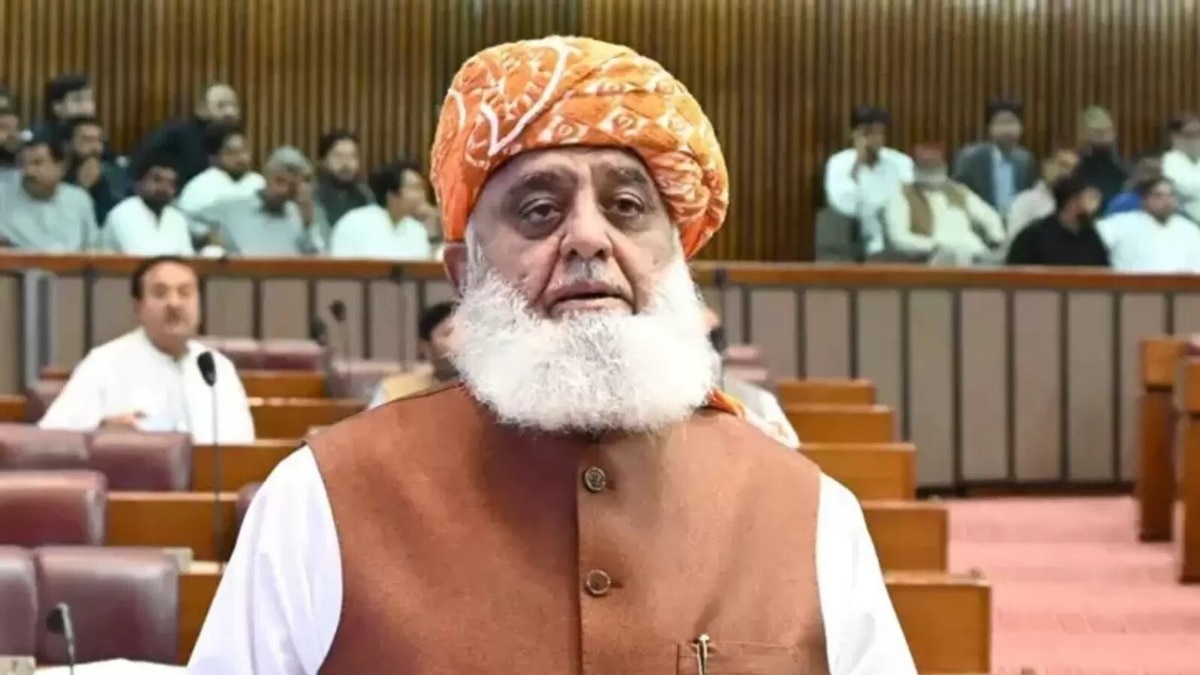'भारत ने दफनाए थे हमारे जवानों के शव', फजलुर रहमान ने खोली PAK की पोल