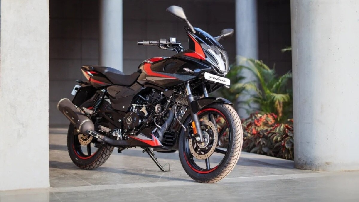 Bajaj Auto अगले 6 हफ्तों में 10 नई बाइक लॉन्च करने वाली है. (Photo: ITG)