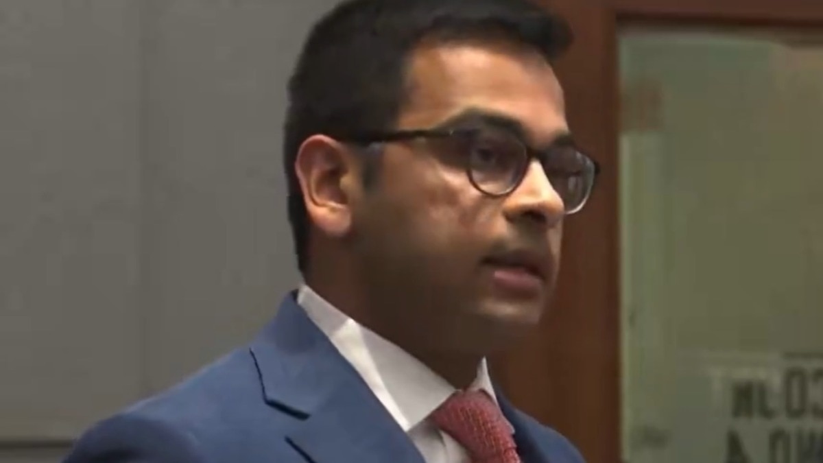 Indian-origin doctor, Advait Deshmukh
