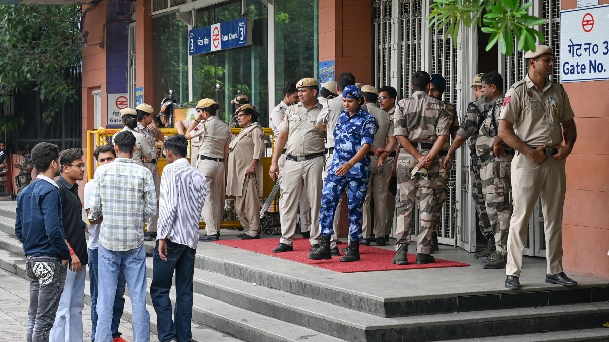 दिल्ली मेट्रो स्टेशन पर सीजेपी के प्रदर्शनकारी देखे गए थे. (Photo: PTI)