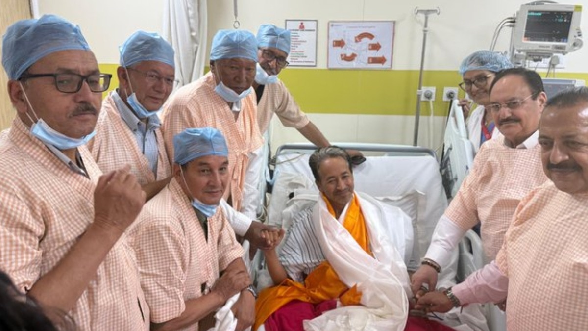 सोनम वांगचुक ने अनशन तोड़ा. (Photo: X/@Wangchuk66)