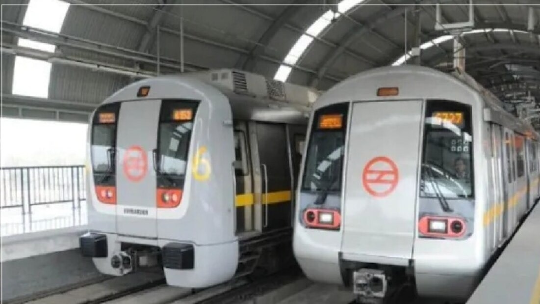 New Delhi Metro station closed