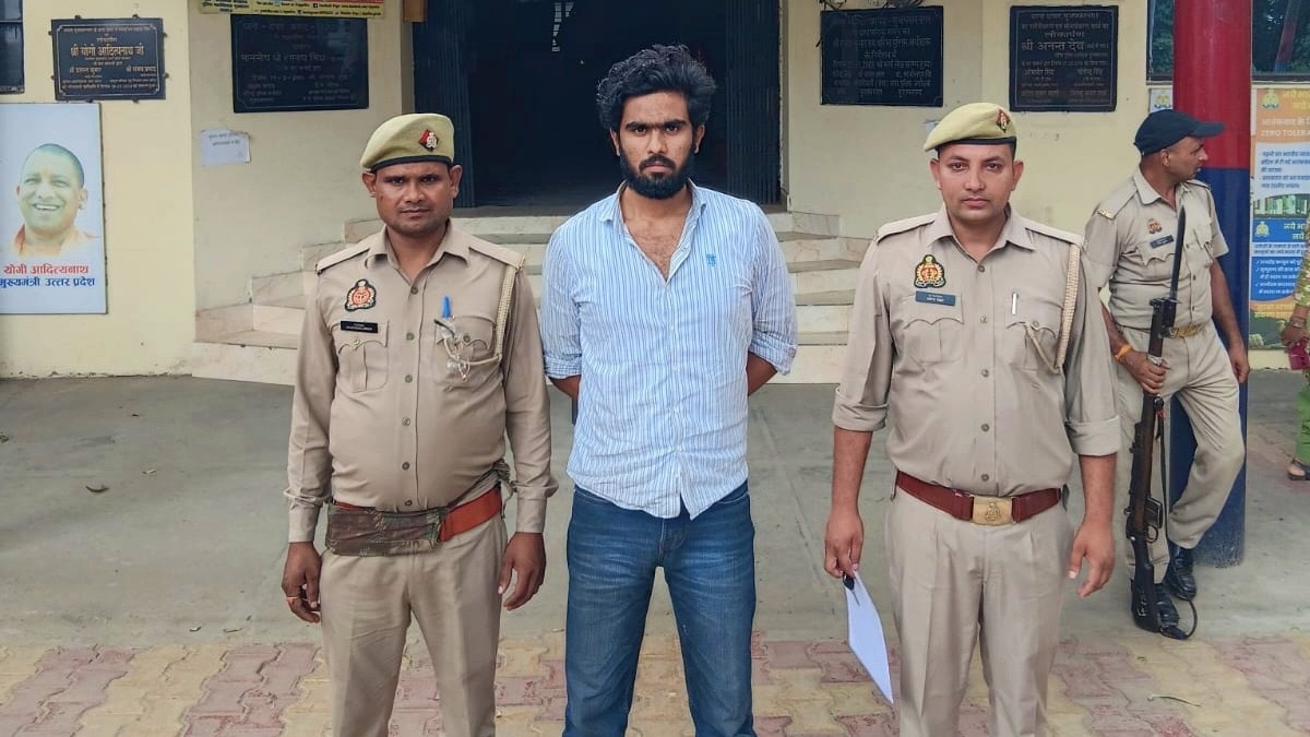 आरोपी हेमंत शर्मा ने छपार टोल पर रोकी थी कबाड़ की गाड़ी (Photo- ITG)