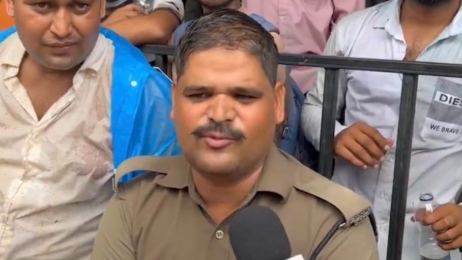 उत्तराखंड पुलिस के निलंबित कांस्टेबल शेर सिंह. (Photo: ITG)