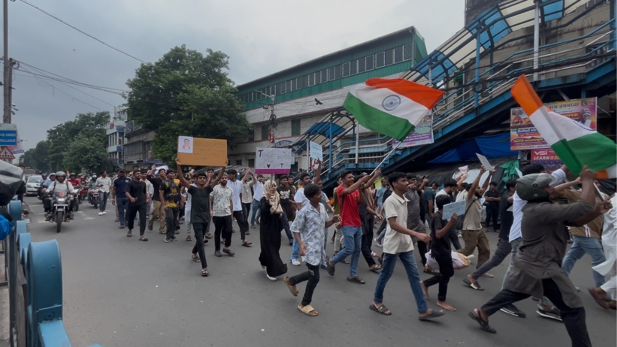 प्रदर्शन में पत्रकारों को पर भी हमले किए गए. (Photo- ITGD)