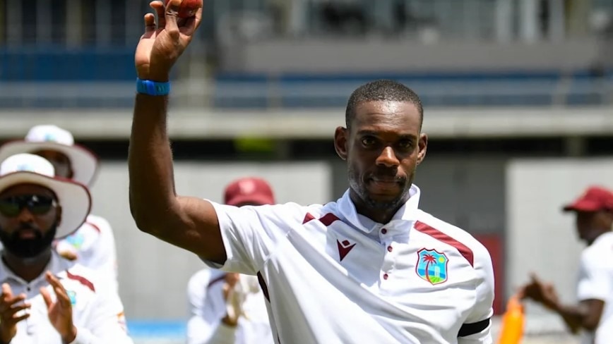 Justin Greaves: 5 विकेट मेडन ओवर से रचा विश्व रिकॉर्ड. (Photo @WINDIES Cricket)