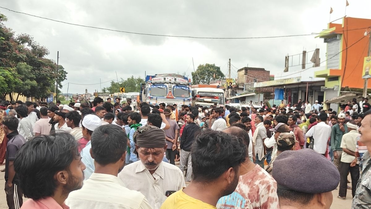 मृतक के परिजनों ने किया प्रदर्शन. (Photo: ITG)