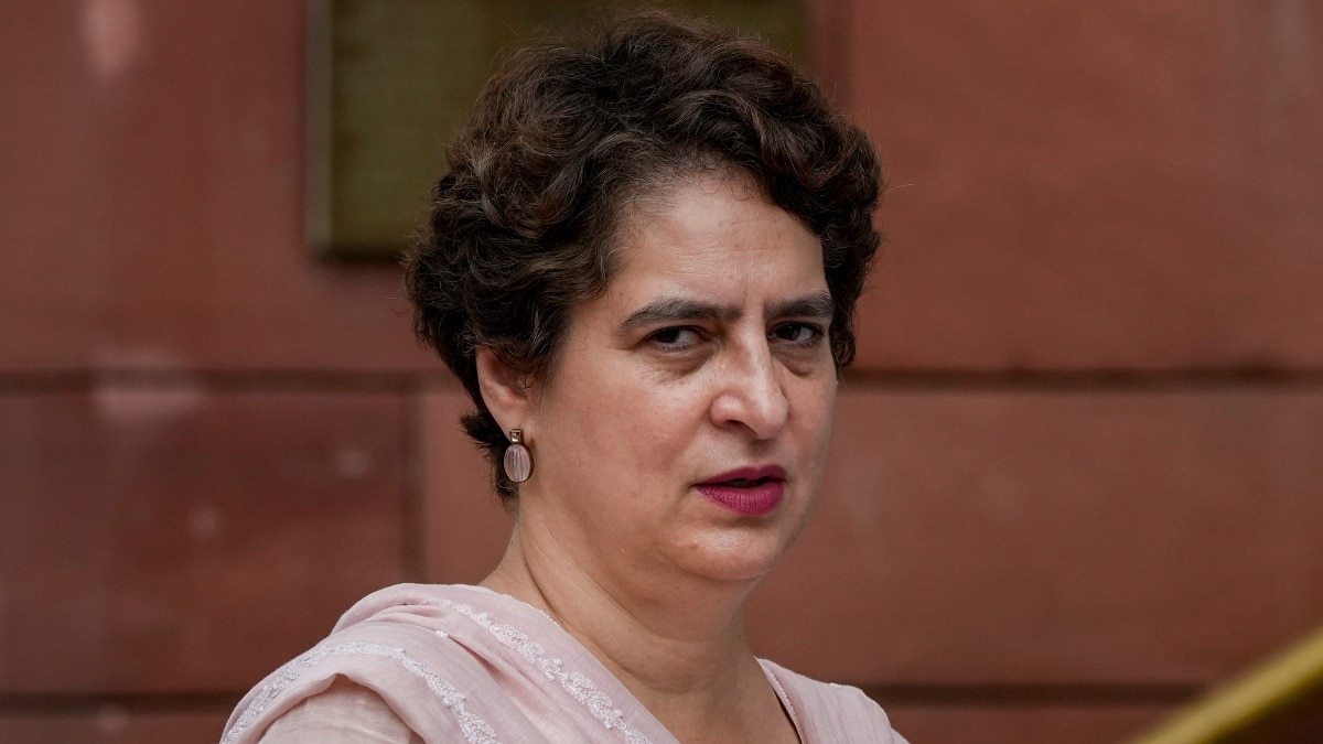 कांग्रेस सांसद प्रियंका गांधी वाड्रा ने केंद्र सरकार और RSS पर निशाना साधा है (Photo: PTI)