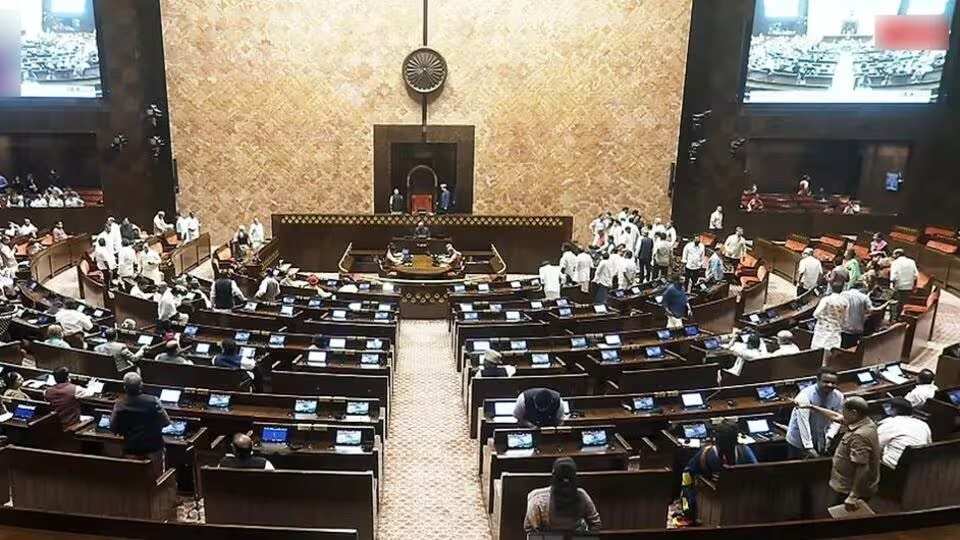 भारत सरकार ने यूएई सरकार से इरानियन अस्पताल में काम कर रहे भारतीयों का मुद्दा उठाया है. (फोटो-ANI)