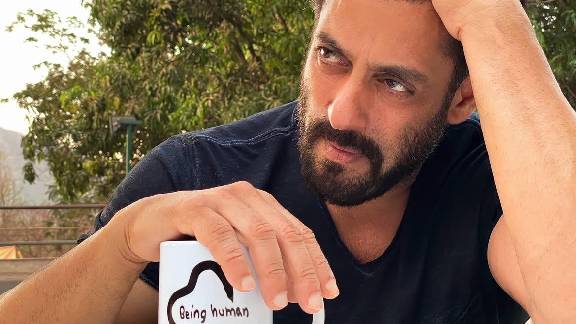सलमान खान ने कराए हेयर ट्रीटमेंट्स (Photo: Instagram)