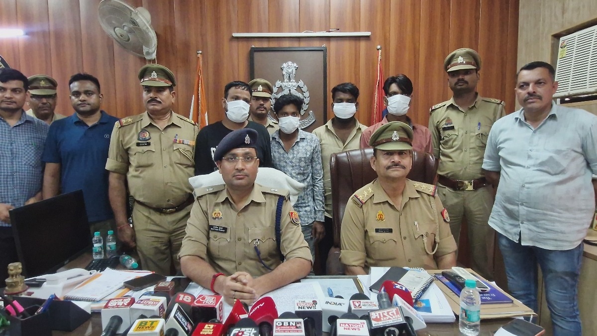 छात्रों को 3-4 हजार रुपये में बेचते थे ड्रग्स.(Photo: Arun Tyagi/ITG)