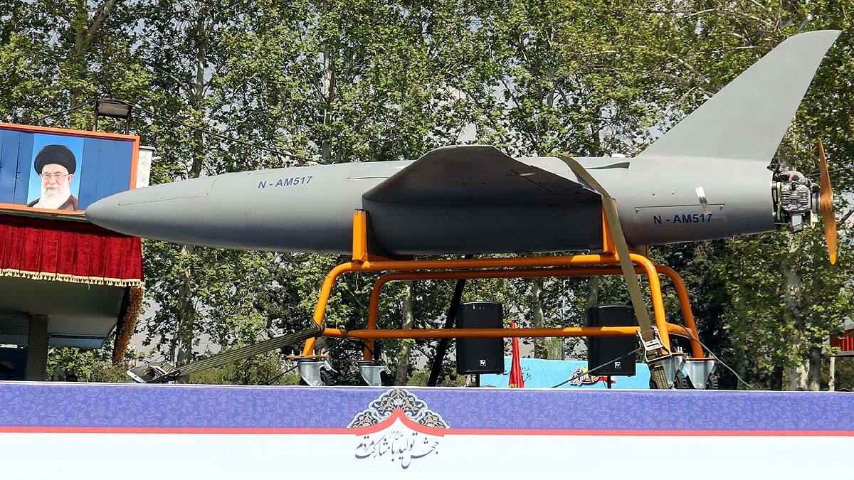 ईरान ने किया अमेरिकी नेवी को 'अंधा', बहरीन में उड़ाया नेविगेशन सिस्टम