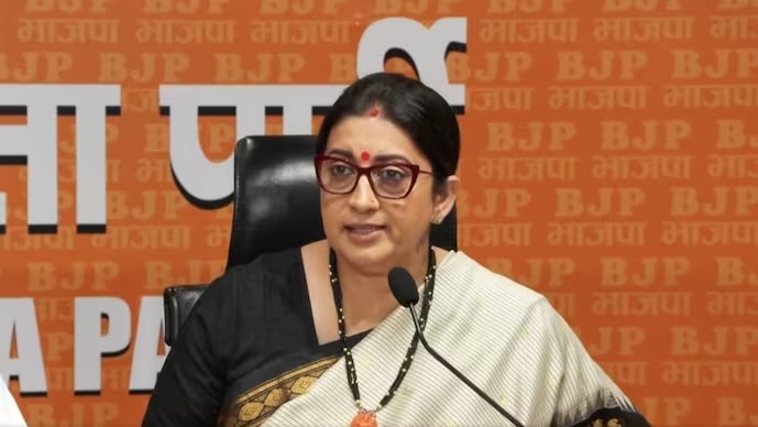 स्मृति इरानी ने Gen-Z प्रोटेस्ट पर कहा कि सबकों प्रदर्शन की 