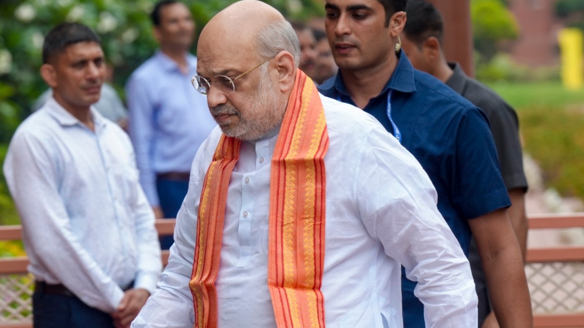 अमित शाह पर विवादित कमेंट करने वाले इन्फ्यूएंसर के खिलाफ लद्दाख पुलिस ने जीरो FIR दर्ज की. (फाइल फोटो-PTI)