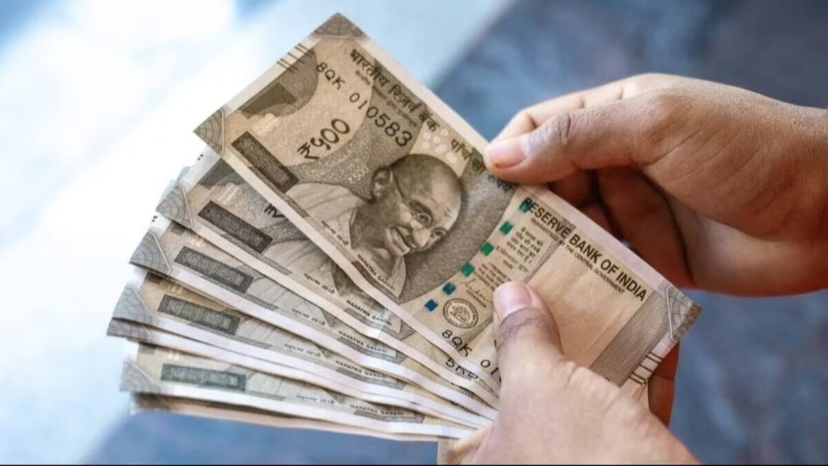 सब्सिडी की जांच करने गई महिला को मिले 100 करोड़ (सांकेतिक तस्वीर)